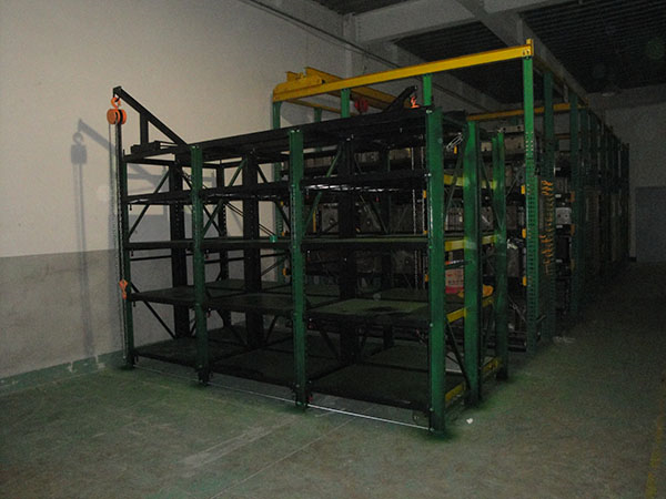 配天车模具货架